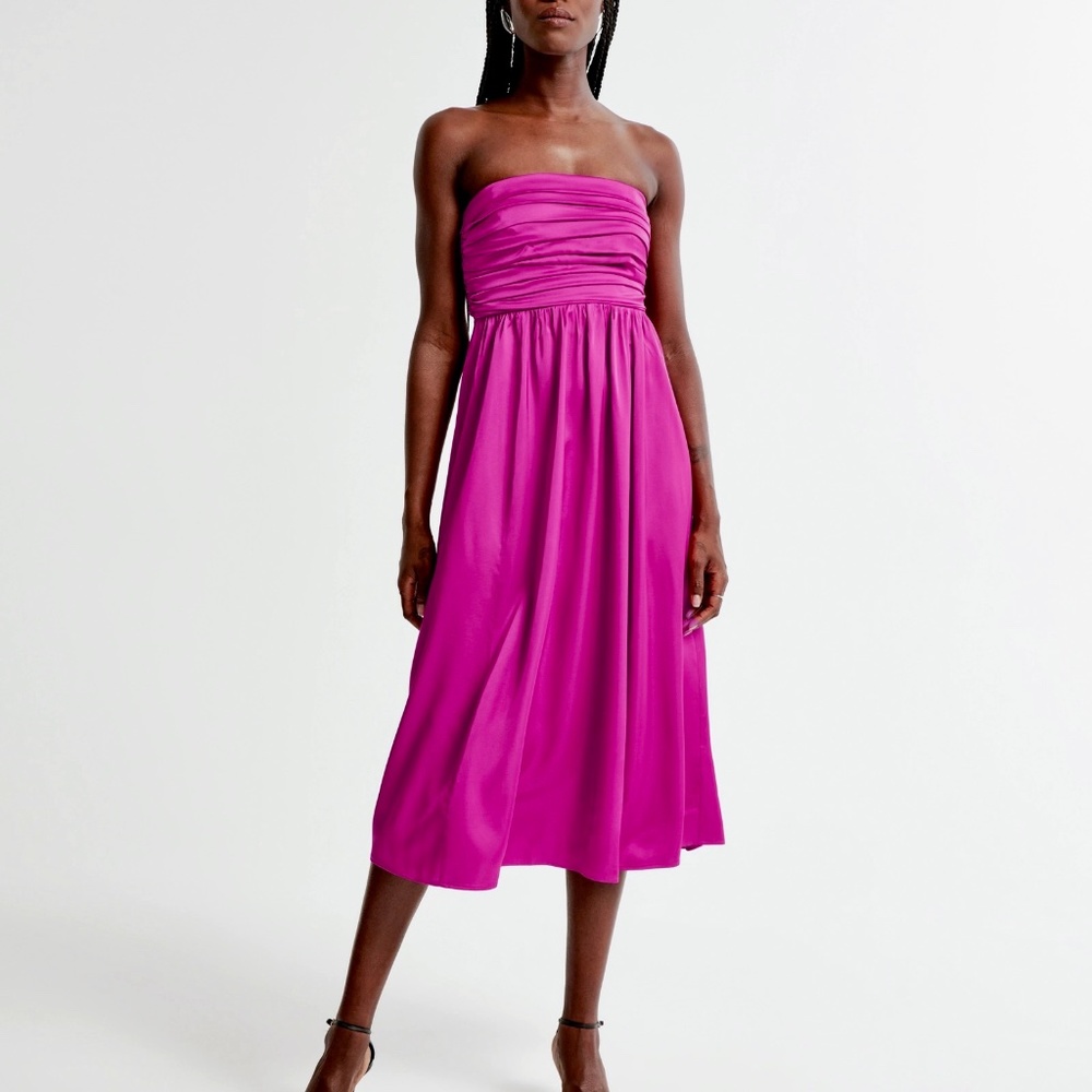 Abercrombie & fitch Ruched Strapless Midi Dress in pink